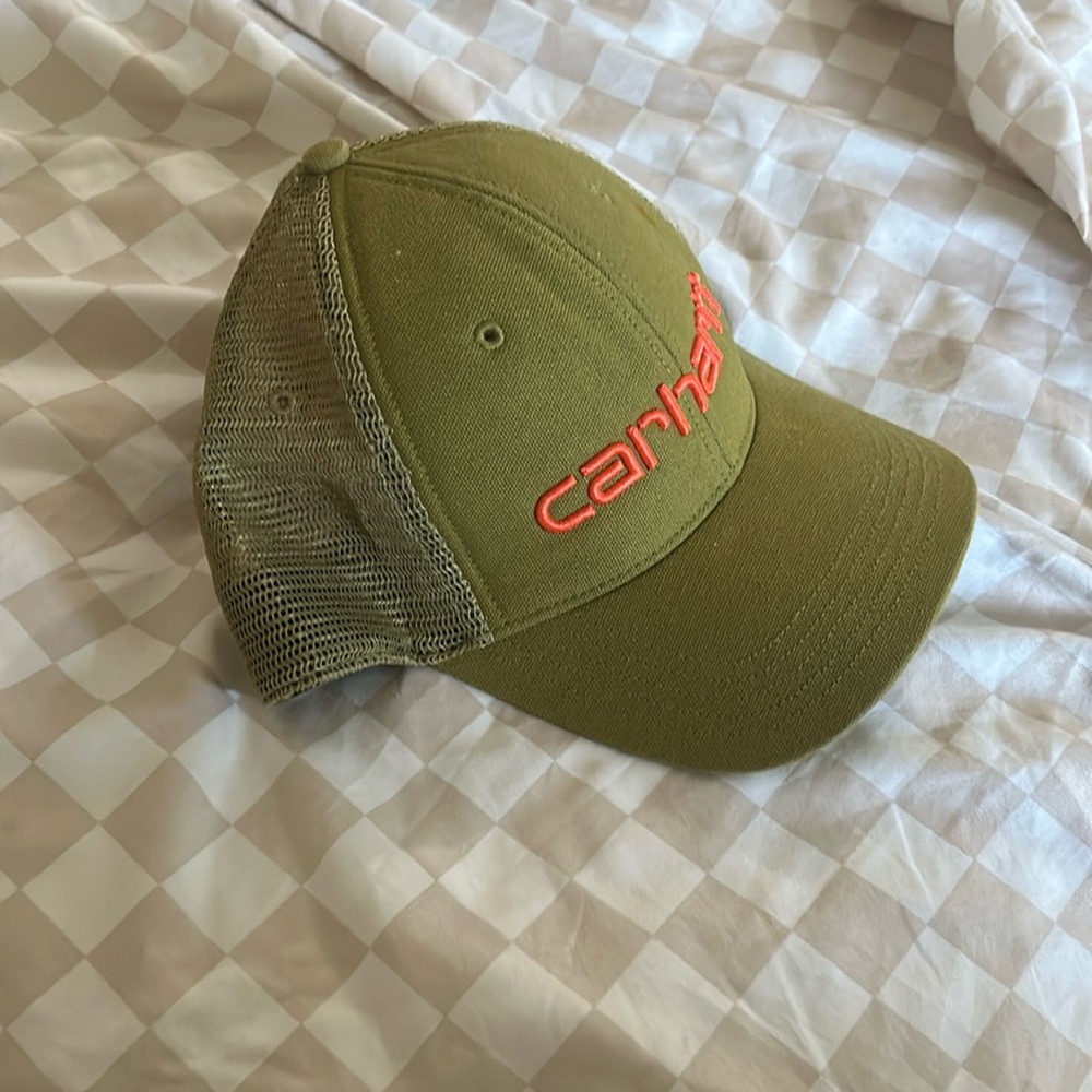 SnapBack Carhartt hat